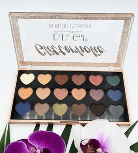 Тіні для очей DoDo Girl Glitterholic, 18 відтінків