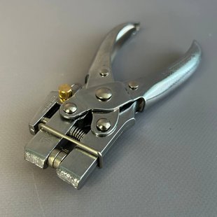 Установник люверсів, дирокол Eyelet Plier