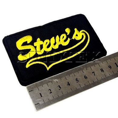 Термонаклейка-нашивка Steve`s-5,5х10см червоний напис
